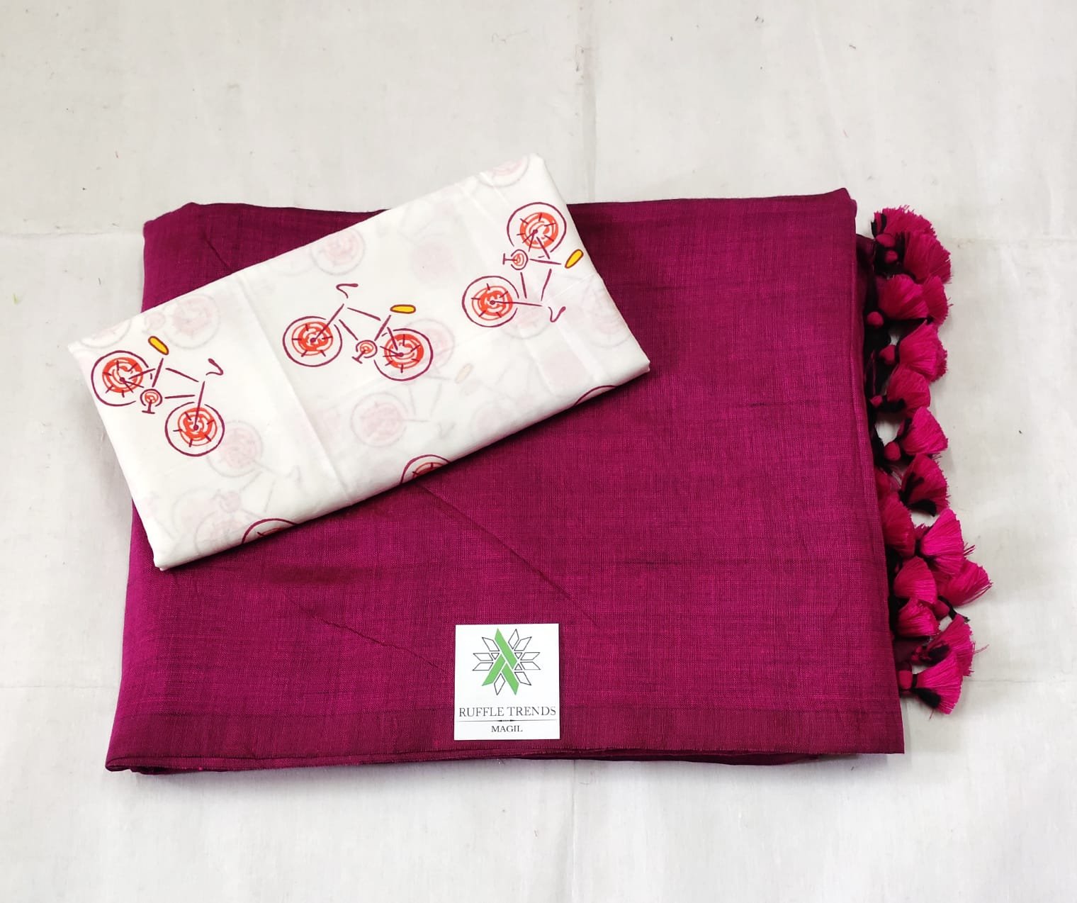 Magil kadhi Matches(magenta,white )